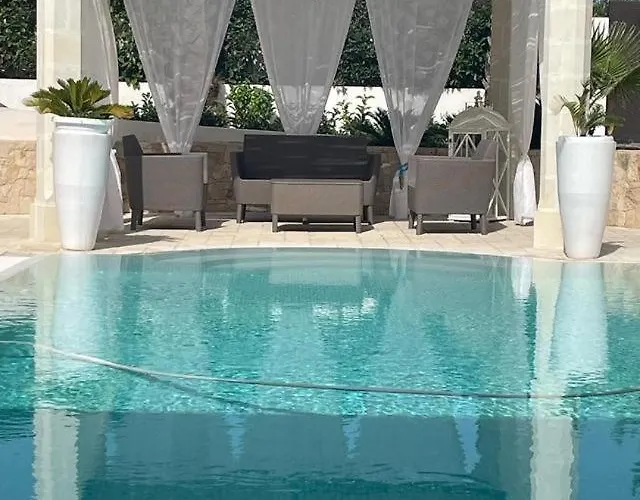 Nazarena Villa